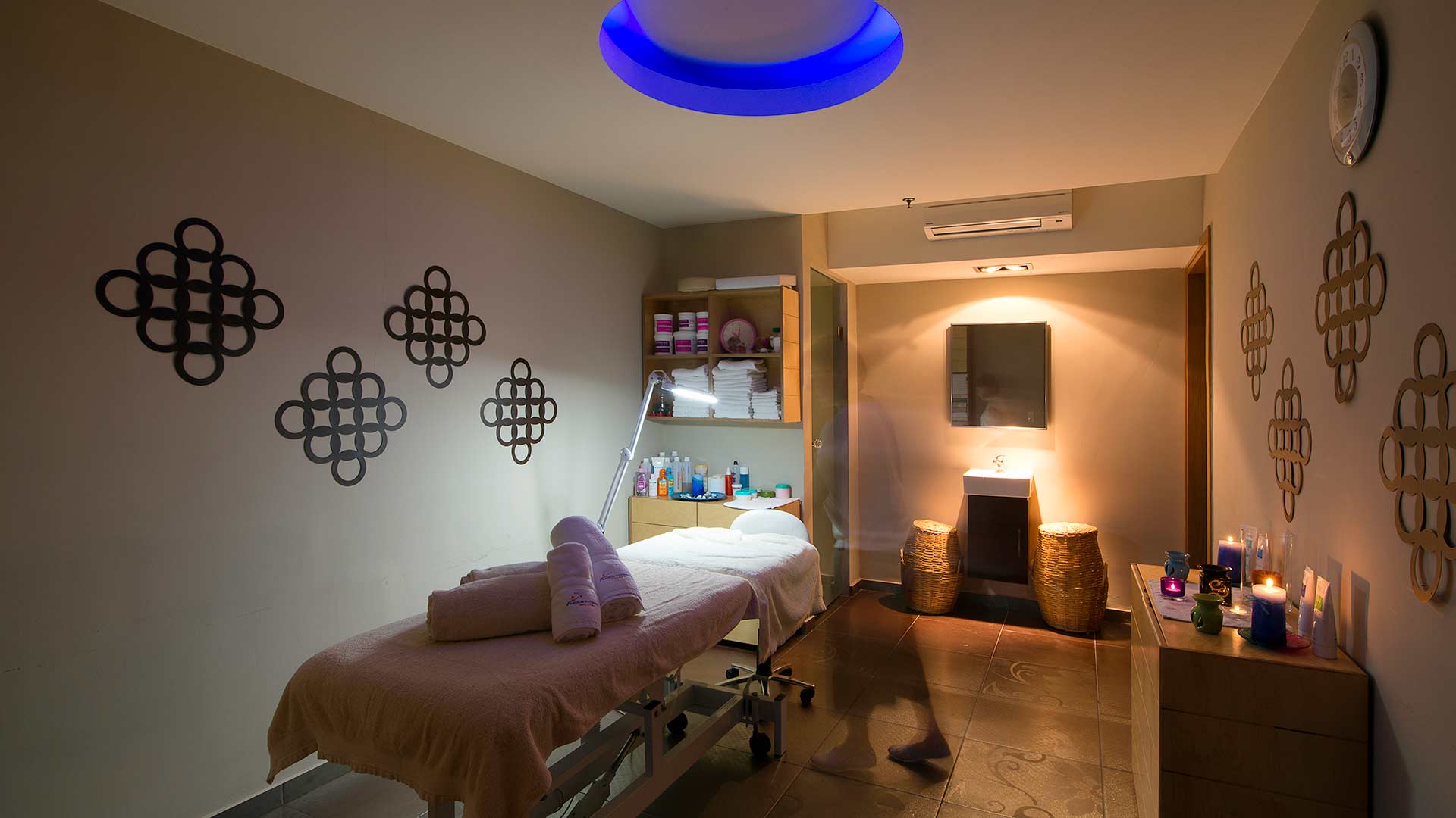 Well-being and relaxation at the Spa & Wellness Center 5