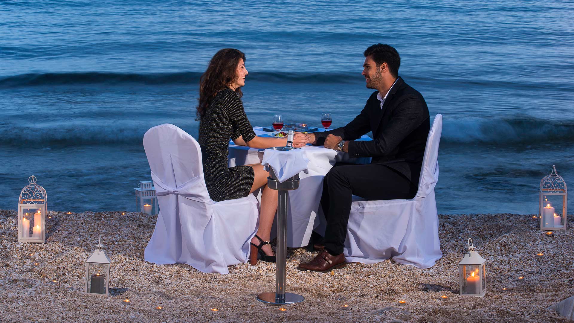 Restaurant with traditional Greek cuisine 3