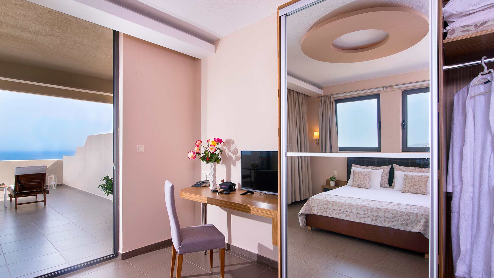 Modern accommodation with classic luxury 3