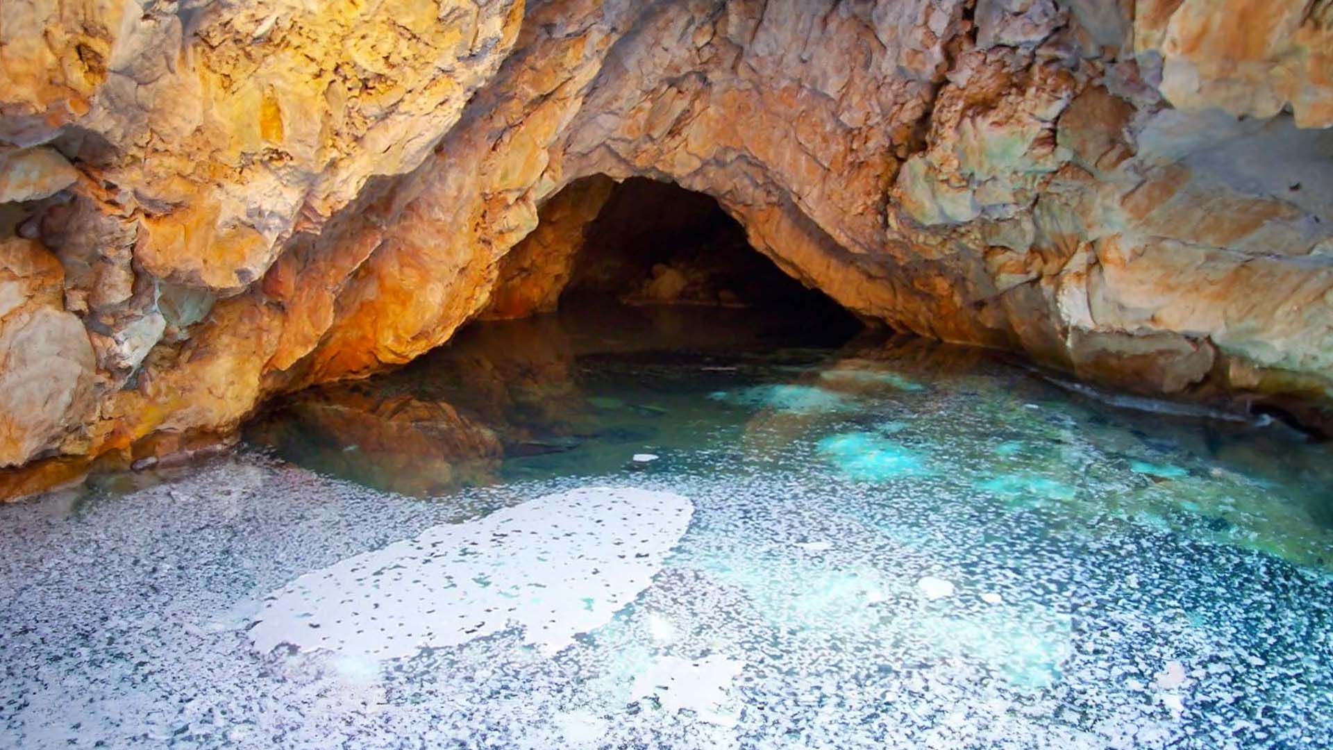 EXPLORE BEYOND ATHENS: DISCOVER THE HIDDEN TREASURES OF GREECE! 4