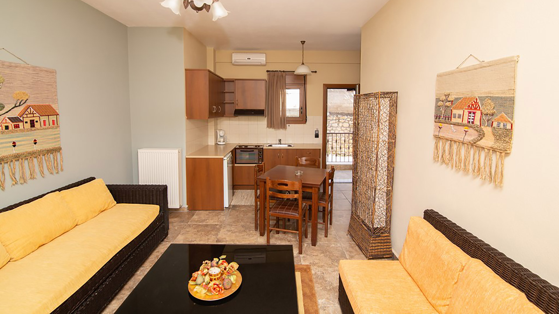 Welcome to Menelais Guesthouse 10