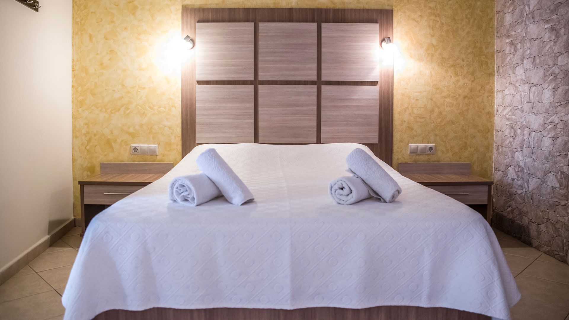 Junior Suite with side sea view 2