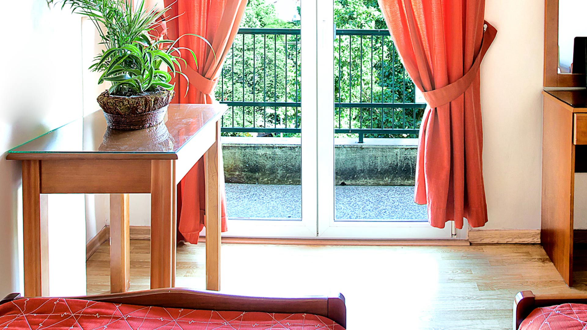 Triple Room 4