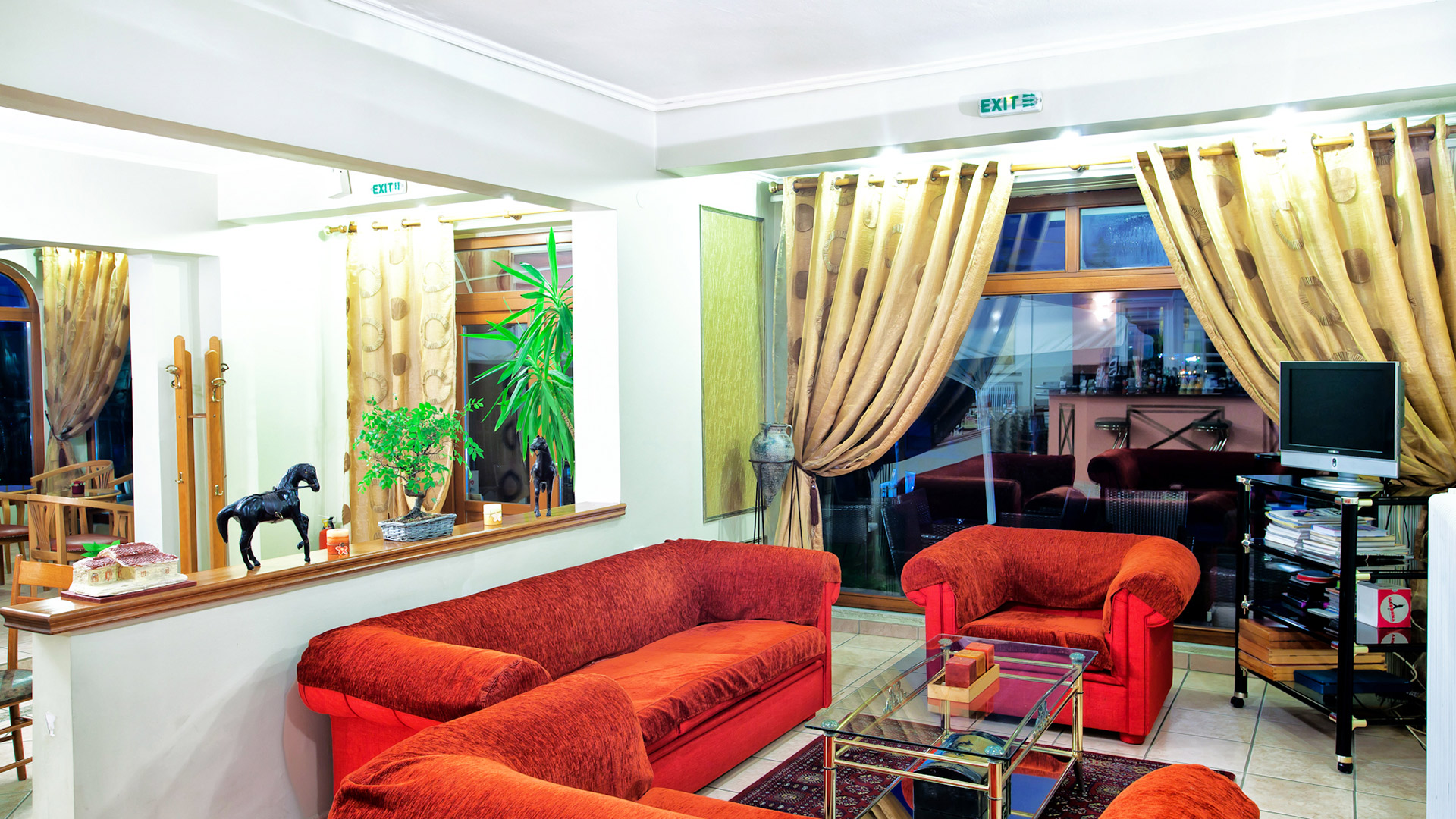 Lobby 1