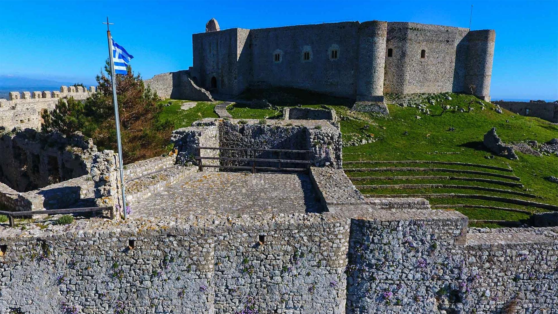 Chlemoutsi Castle