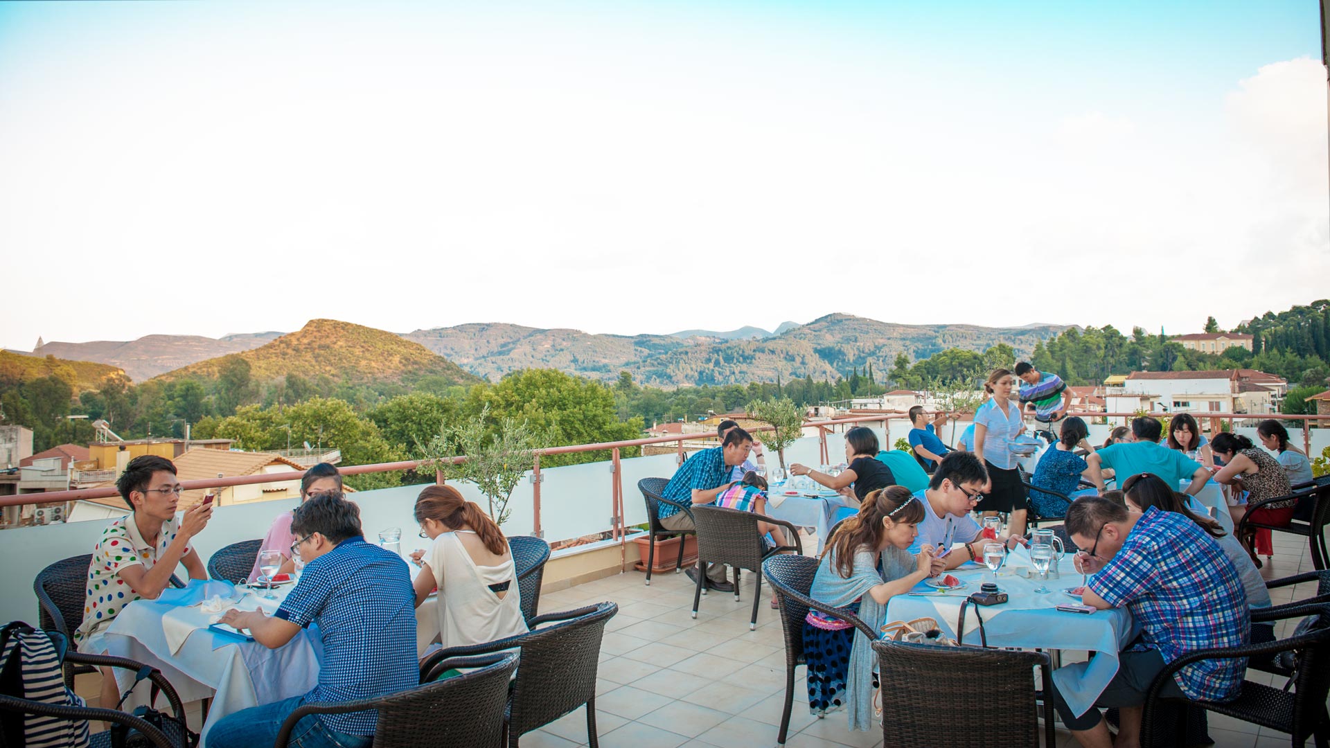 Image Εστιατόριο και μπαρ στο roof garden