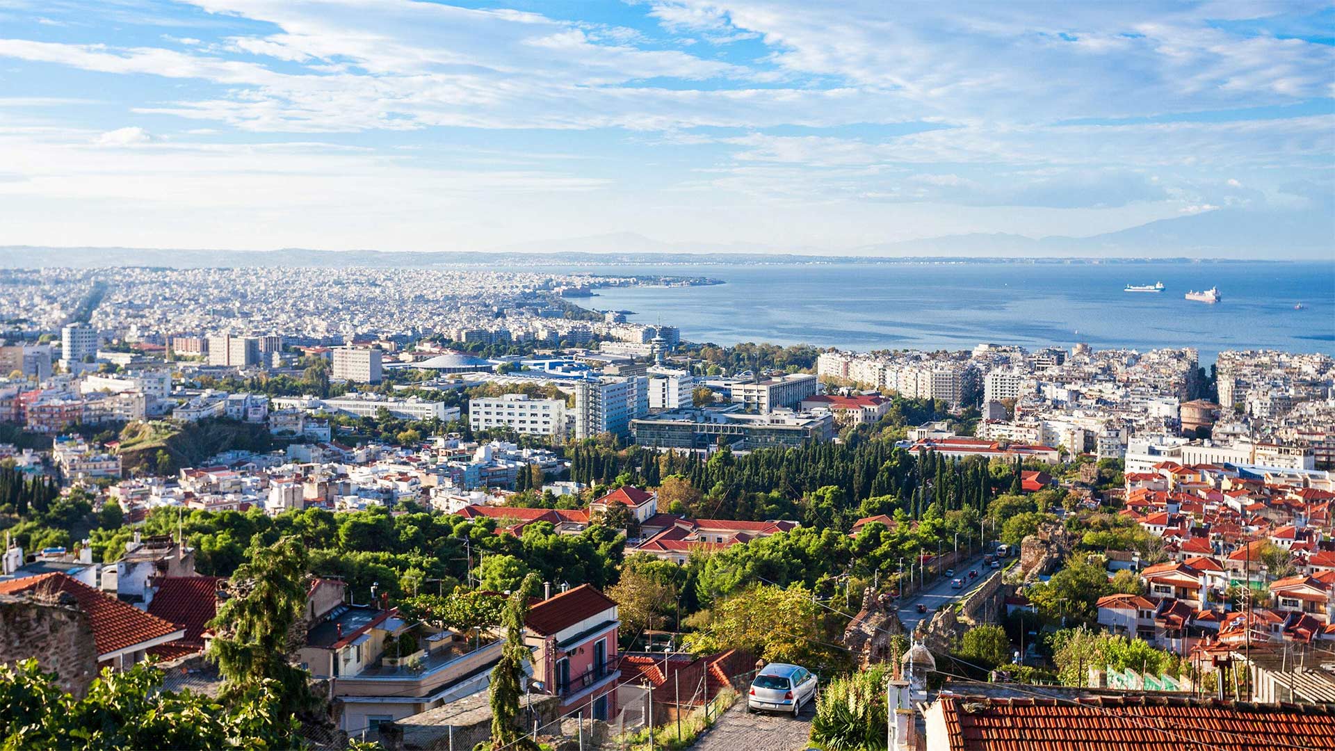 A natural balcony overlooking Thessaloniki 0