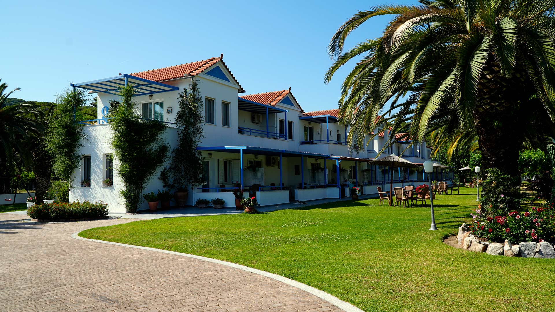 Enjoy authentic traditional hospitality 2