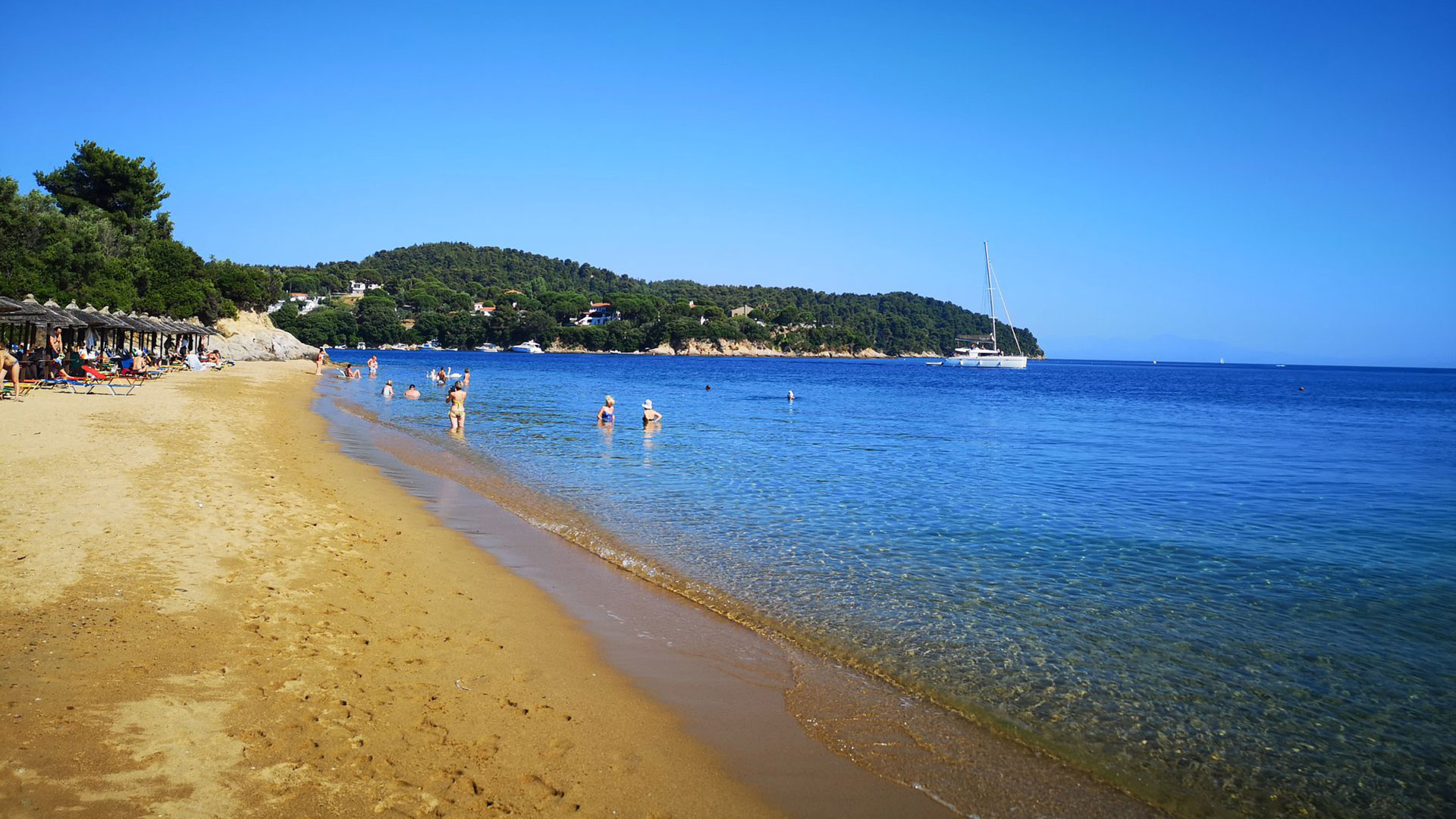 3 minutes from the sea 3
