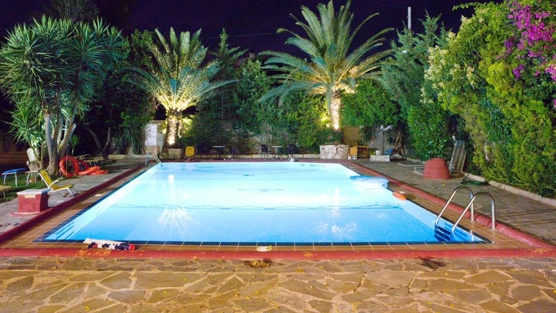 Pool 9
